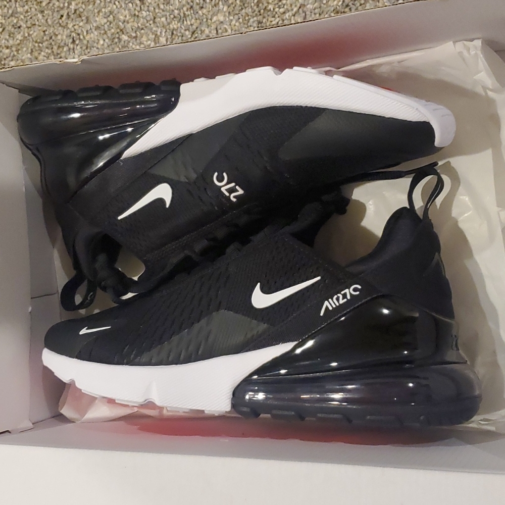 Nike Air Max 270